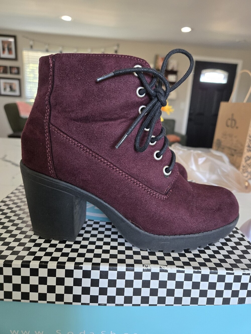 Women's Burgundy Lace-Up Chunky Heel Boots
